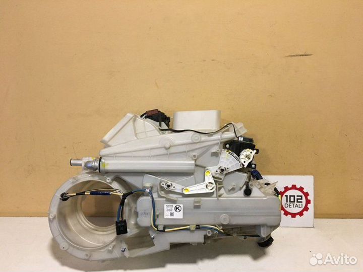 Отопитель салона Toyota Land Cruiser 200