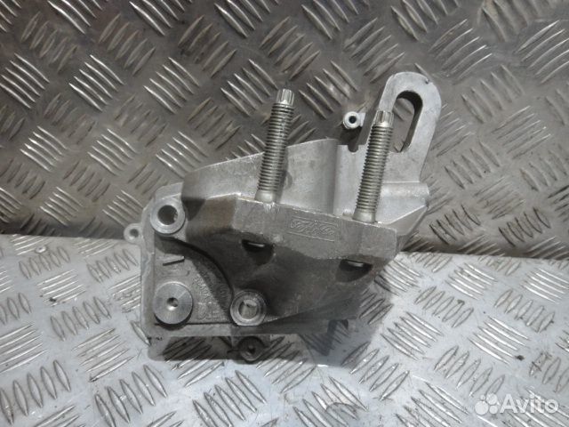 Кронштейн двс Focus 2 (05-11) /Focus 3 (11-15) 1.6