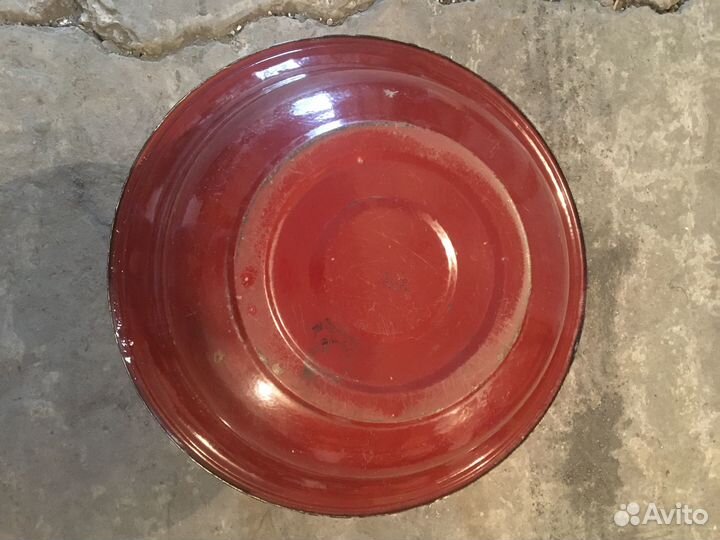 Эмалированный таз