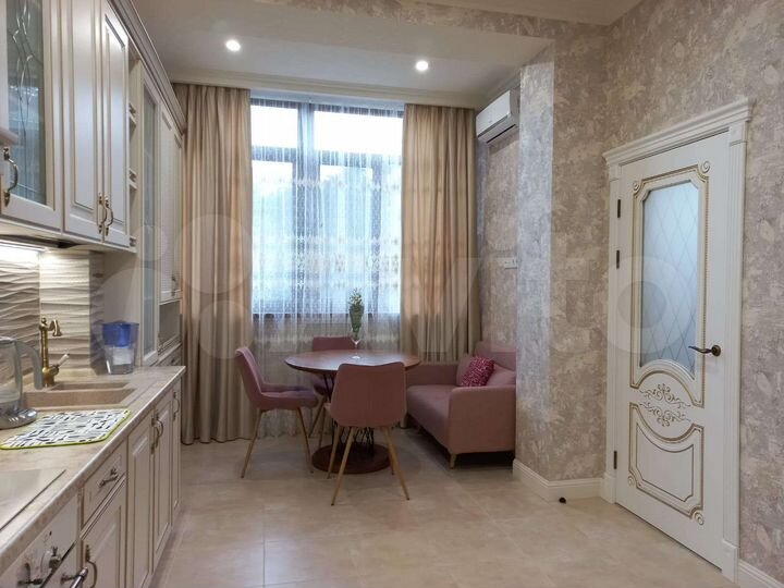 2-к. квартира, 46 м², 3/8 эт.