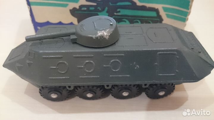 Бтр, амфибия военная техника