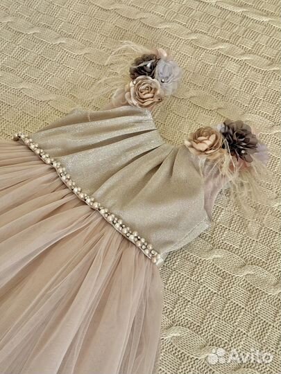 Платье нарядное для девочки 110 116