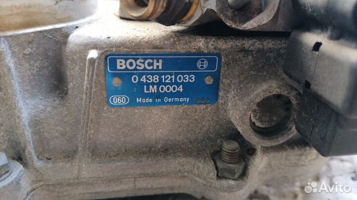 Дозатор распределить топлива Мерс 124 1990г V2. 6