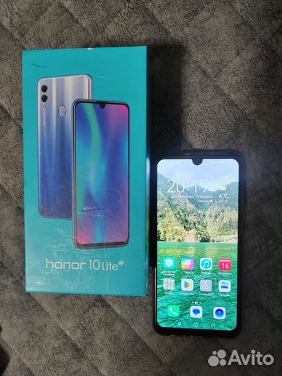 HONOR 10 Lite, 3/64 ГБ