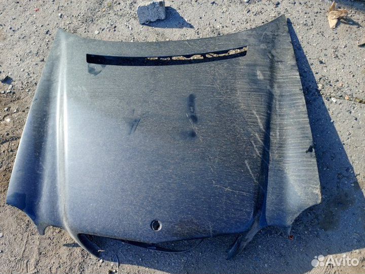 Капот передний Mercedes Benz