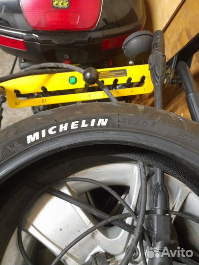 Michelin road 5 120/70/17