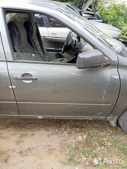 Двери LADA Kalina 2011 год универсал
