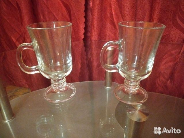 Два бокала