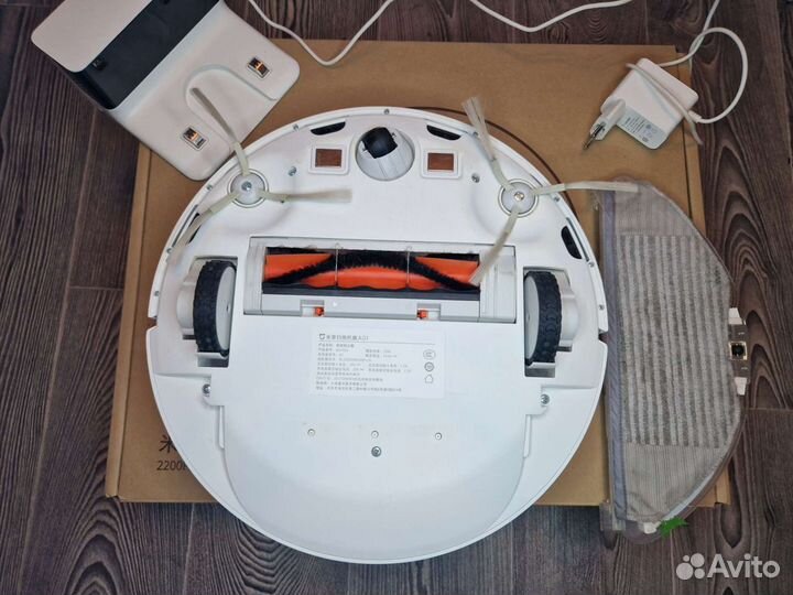 Робот-пылесос Mi Robot Vacuum Mop Essential