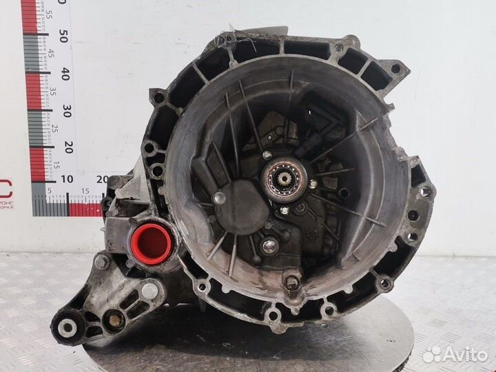 МКПП (механическая коробка переключения передач) F