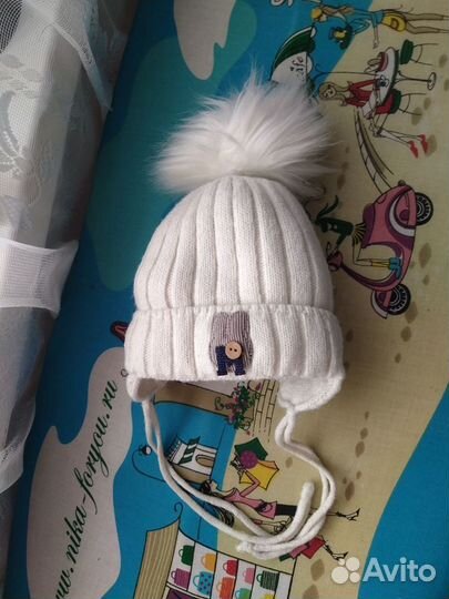 Шапка зимняя теплая белая