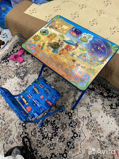 Детский стол и стул