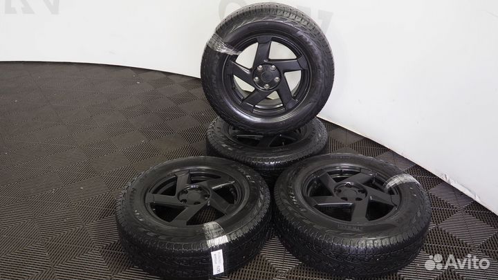 R16 Pirelli Scorpion ATR 225/70, PCD 5x114.3 DIA 66.6