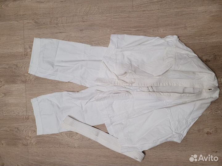 Костюм для тхэквондо