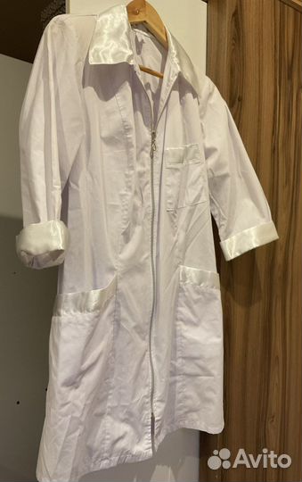 Халаты белые медицинские р. 44-46