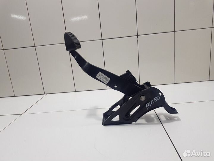 Педаль тормоза (Chery Tiggo 4)