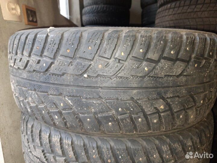 Kumho I'Zen RV Stud KC16 225/65 R17 106T