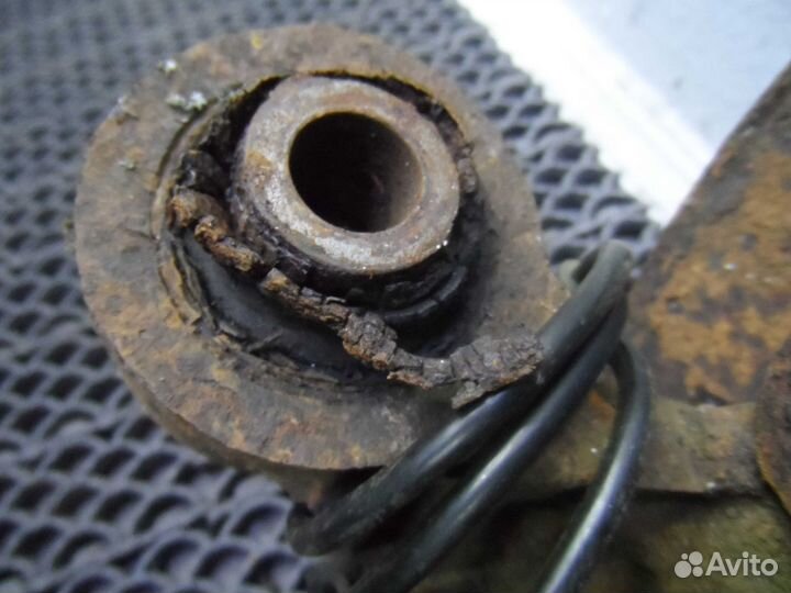 Ступица задняя правая Ford Explorer 4