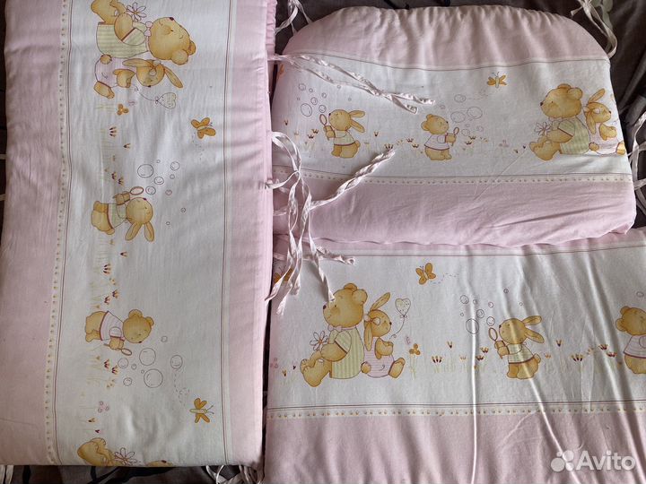 Бортики на кроватку