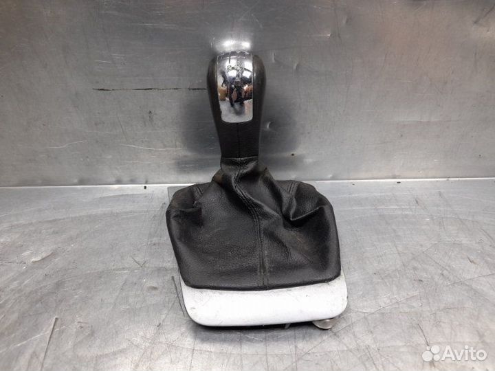 Рукоятка кулисы кпп Skoda Octavia (A5 1Z)