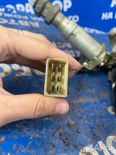 Моторчик стеклоочистителя. Паз 3205 АВТОБУС 2009