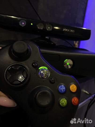 Xbox 360 с играми и kinect