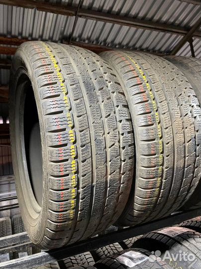 Kumho I'Zen KW27 235/55 R17 103V