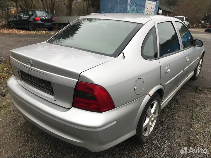 Разбор на запчасти Opel Vectra B