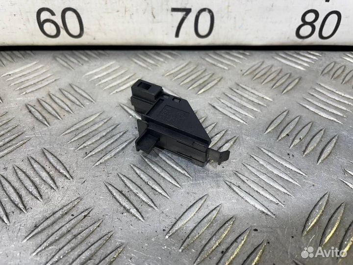 Б/У Выключатель#001