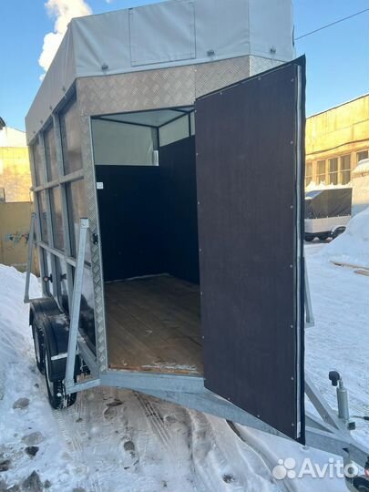 Прицеп легковой Коневозка