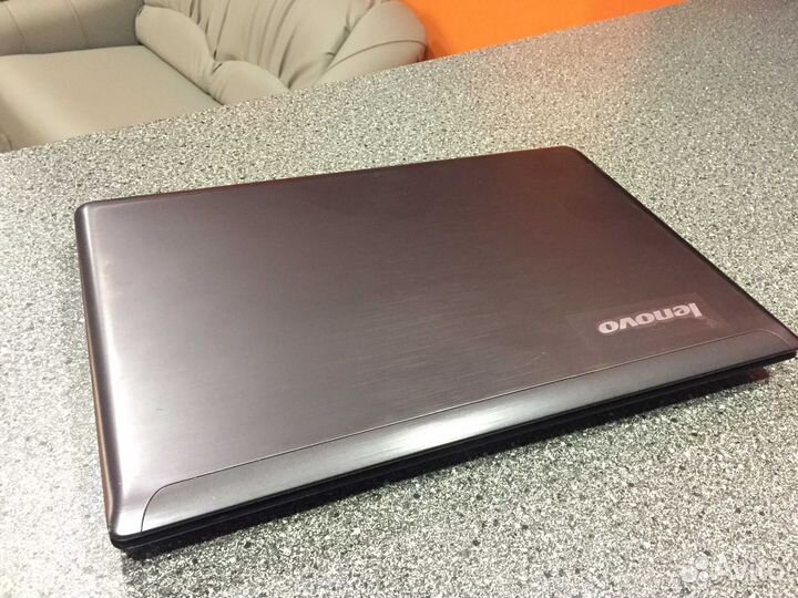 Мощный Игровой 17.3 i5(8GB/SSD/2Видеок)