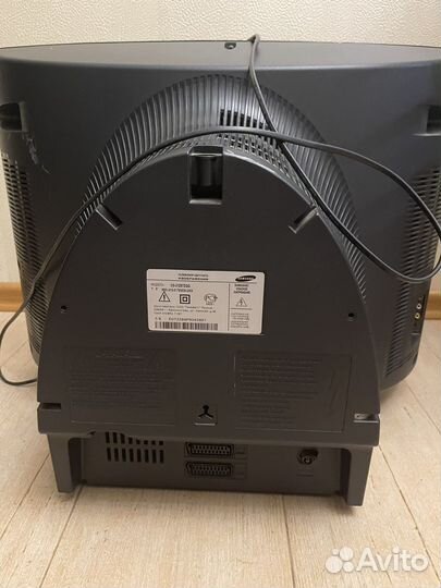 Телевизор samsung