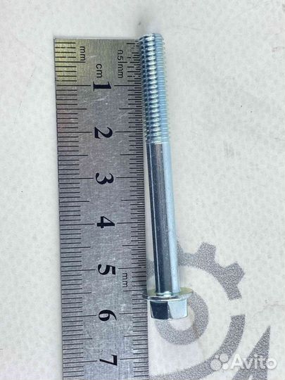 Болт крепления крышки редуктора с автоматическим с