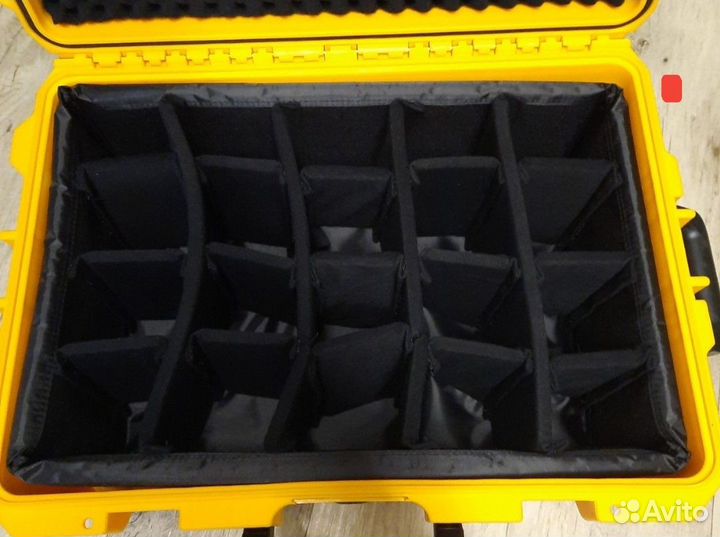 Защитный ударопрочные кейс