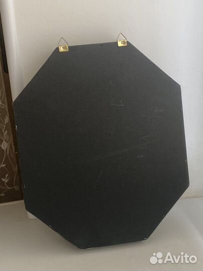 Витрина с винтажной парфюмерией