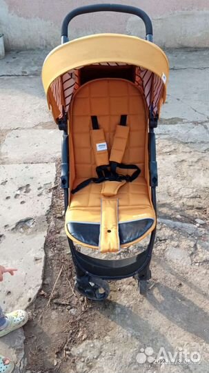 Коляска прогулочная luxmom 609