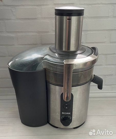 Соковыжималка Bork 22130