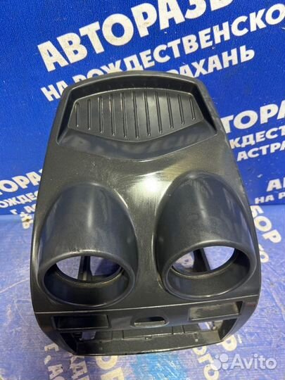 Накладка центральной консоли Ford Fiesta 5 хэтчбек