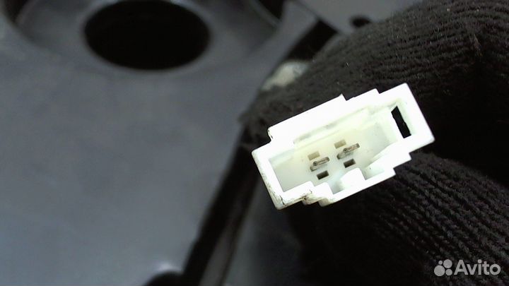 Сабвуфер Audi Q5, 2010