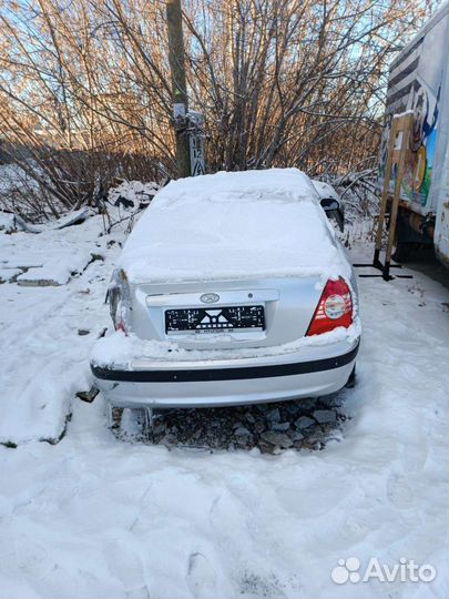 Hyundai Elantra XD 1.6 МКПП на запчасти