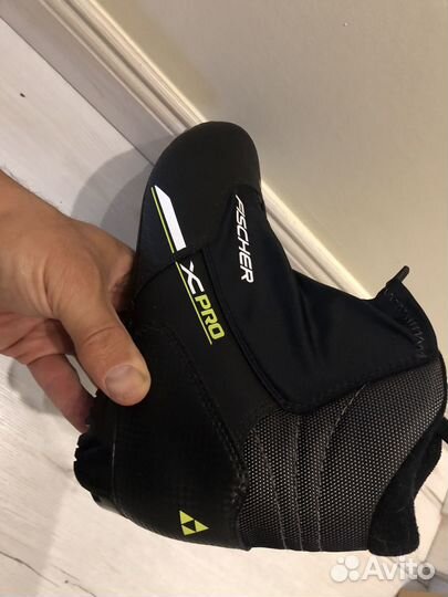 Лыжные ботинки fischer xc pro black yellow