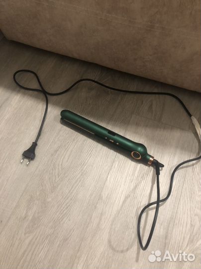 Утюжок для волос выпрямитель