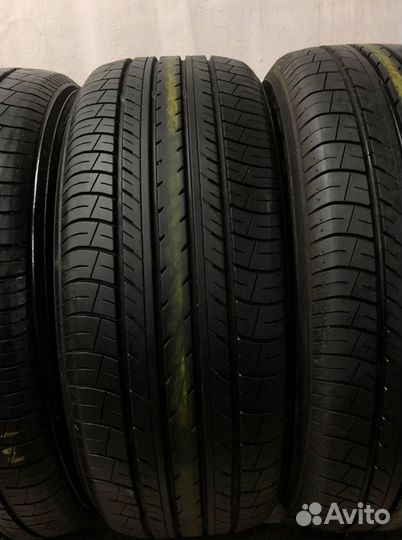 Yokohama dB Decibel E70B 215/55 R17 94V