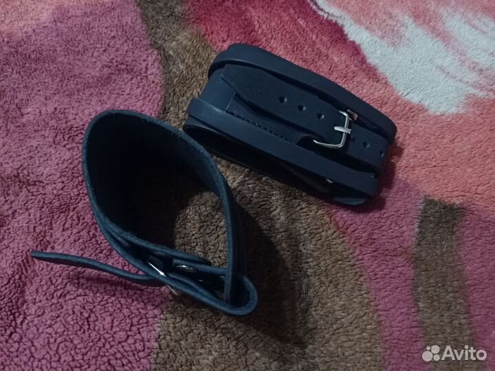 Напульсник кожаный