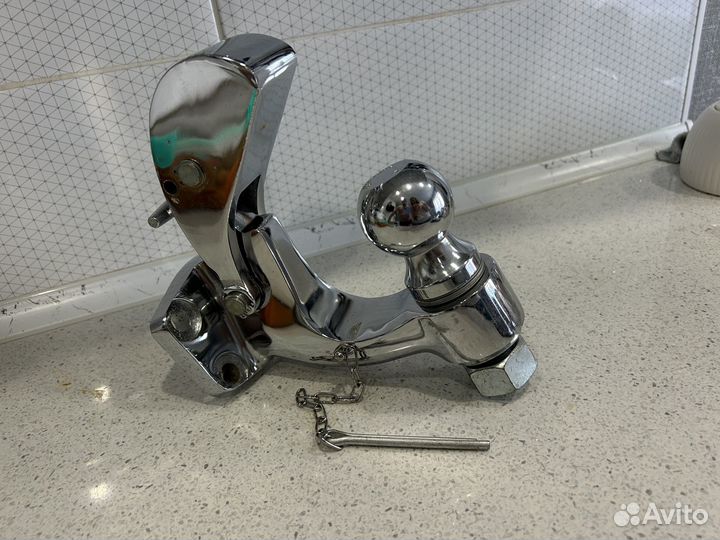 Фаркоп универсальеый