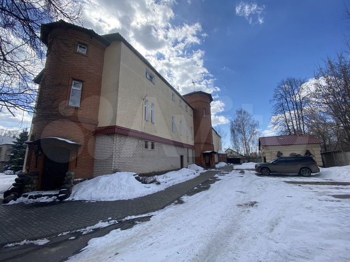 Свободного назначения, 2100 м²