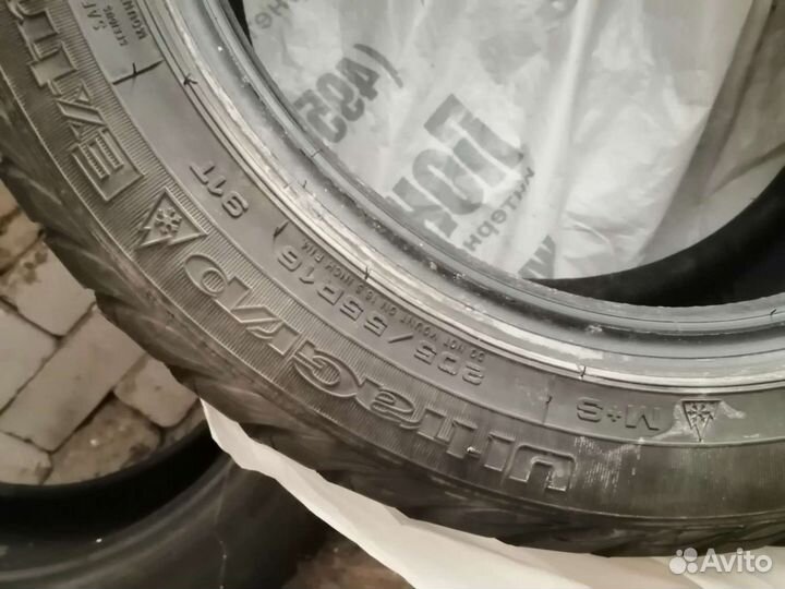 Goodyear UltraGrip Extreme 205/55 R16