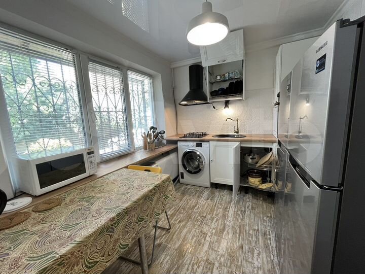 3-к. квартира, 72 м², 1/5 эт.