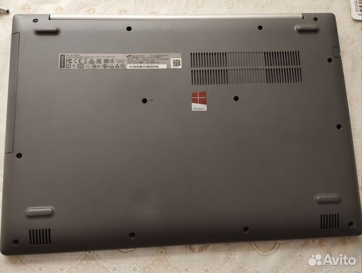 Ноутбук Lenovo ideapad 320-15ast