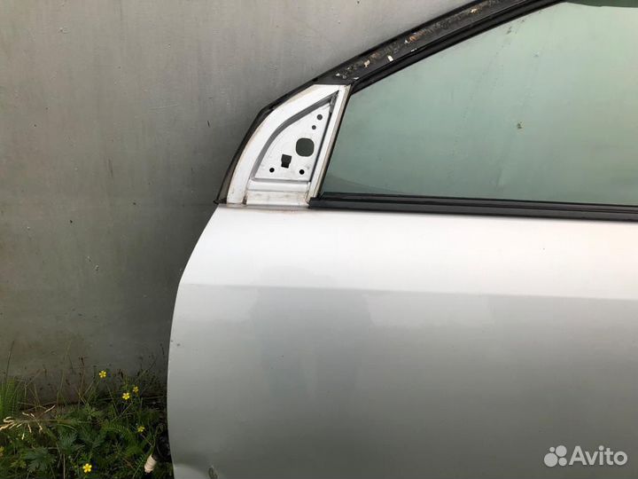 Toyota corolla fielder дверь